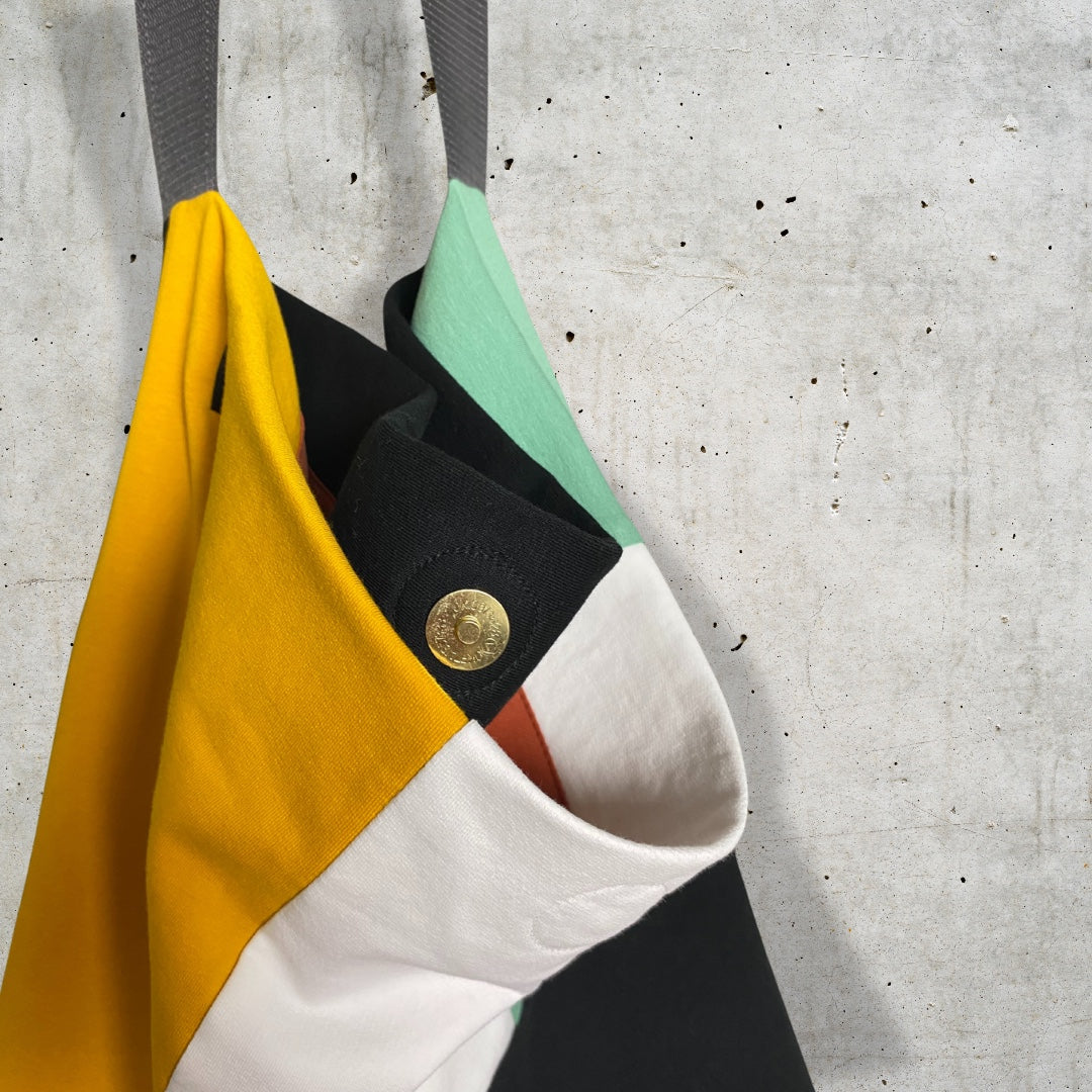 OVERSIZEDShopper.1. Patchwork.BAG aus Sweatshirt-Stoff, Mustard, Offwhite, Schwarz, Grün