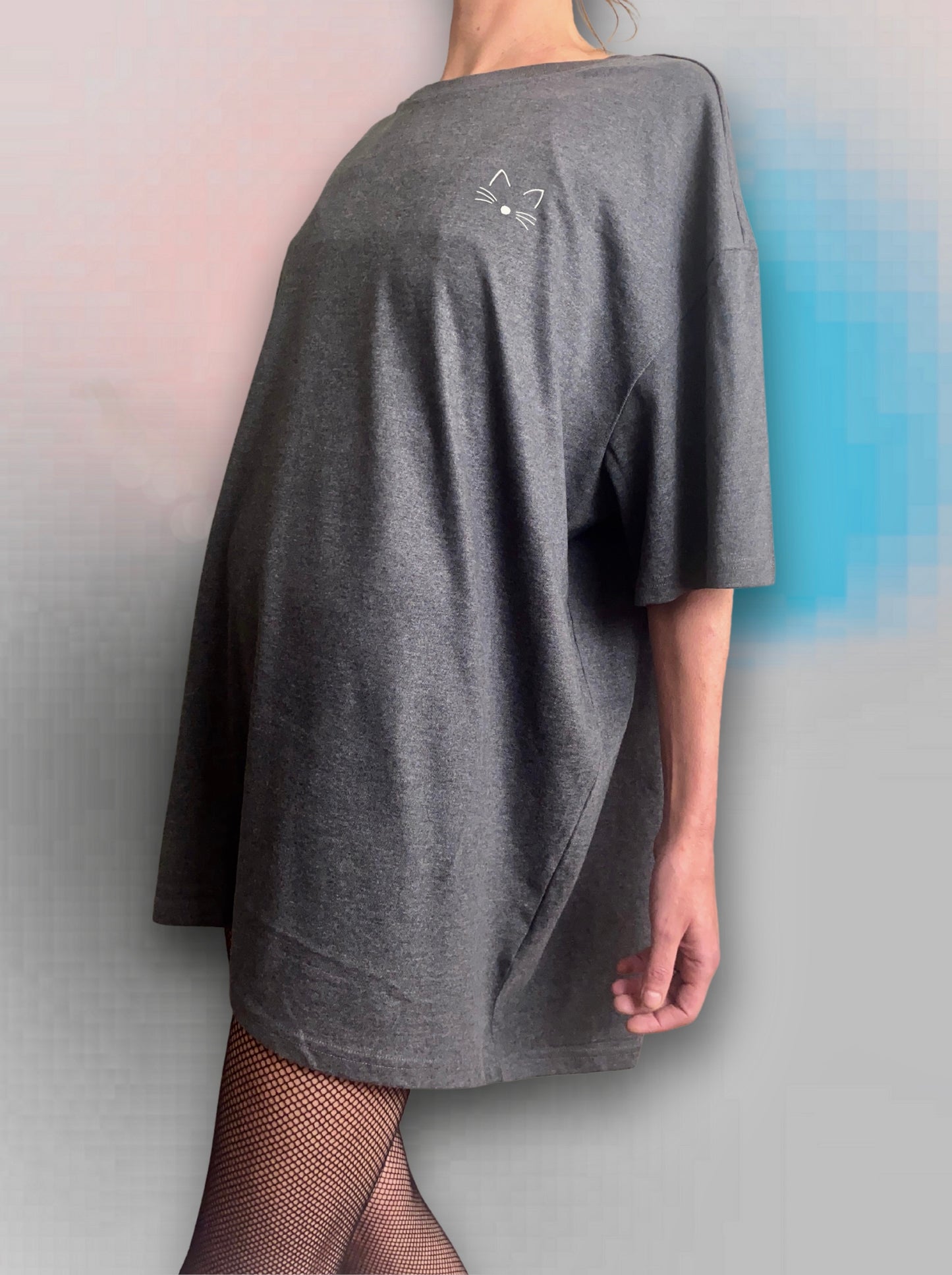 CAT, T-Shirt Kleid, oversized geschnitten, lässiges Grau, Minikleid mit Katzen Micro-Print